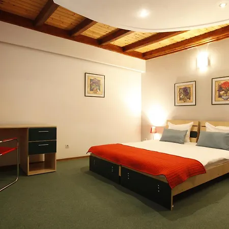 Hotel Roberto