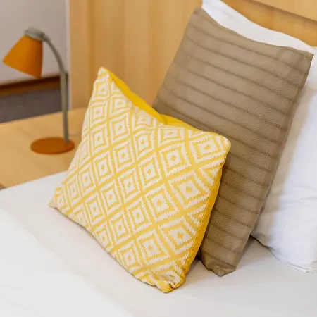 Roberto Hotel 3*